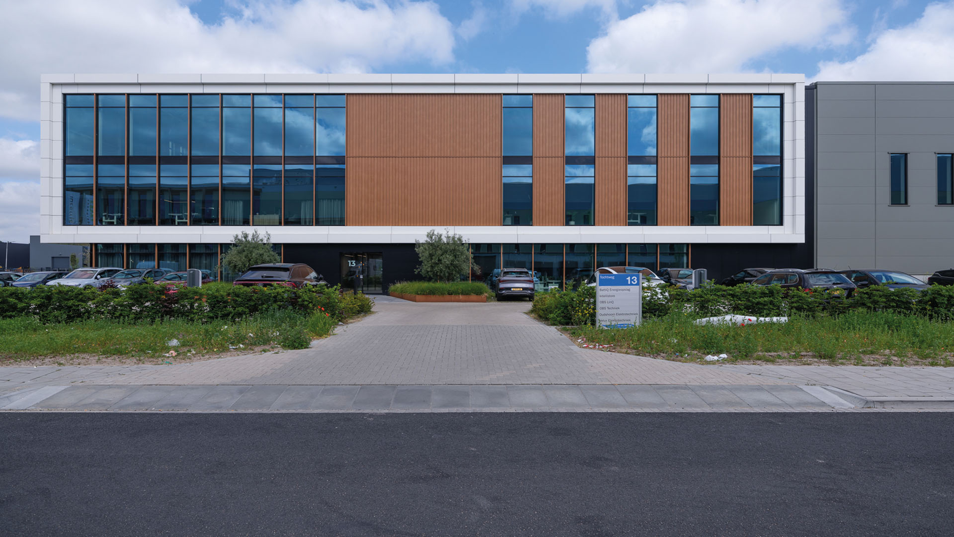 bedrijfs-<br>verzamel-<br>gebouwen